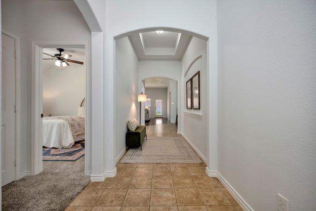 12421 Woods Edge Trail, Fort Worth, TX 76244