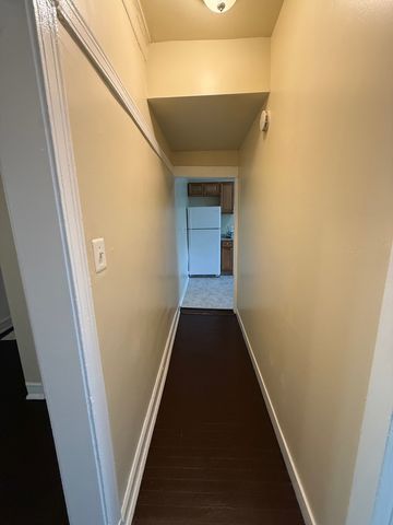 715 W 57th Street 3, Chicago, IL 60621