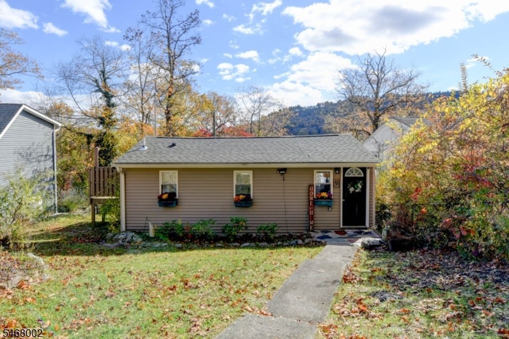 9 Woods Rd, Sandyston Twp., NJ 07826 — exterior
