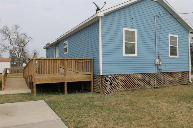 2503 Deats Road, Dickinson, TX 77539