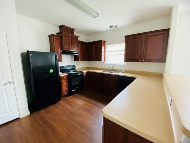 2503 Deats Road, Dickinson, TX 77539