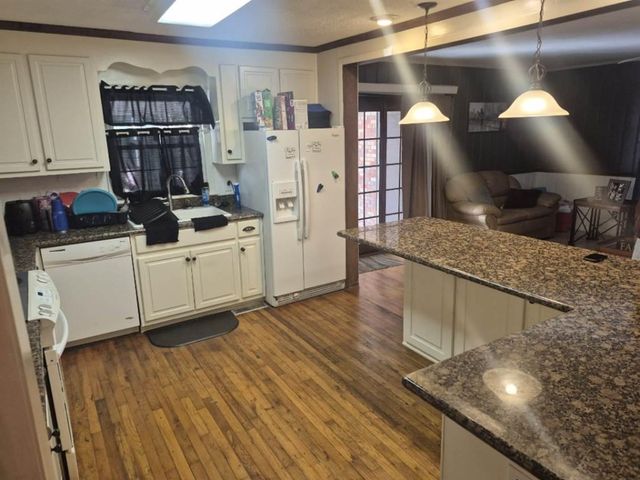 503 Fairview Ave, Opp, AL 36467