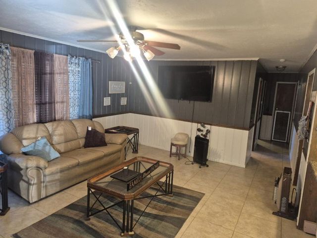 503 Fairview Ave, Opp, AL 36467