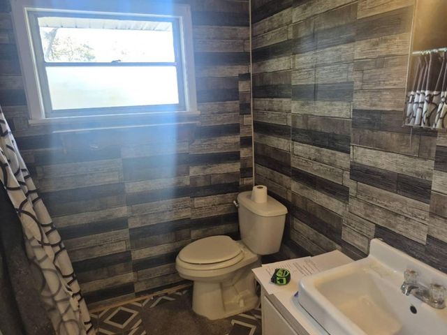 503 Fairview Ave, Opp, AL 36467