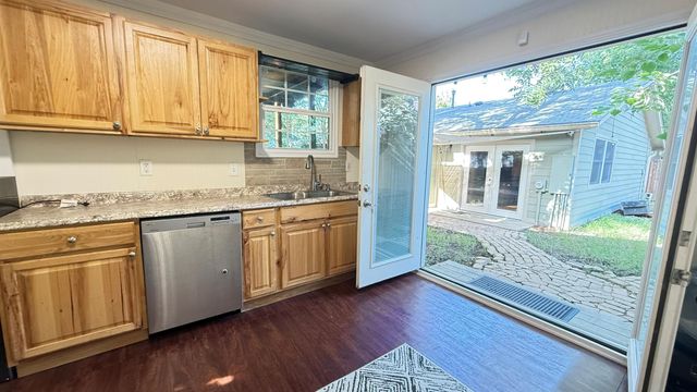6202 Hillston DR, Austin, TX 78745