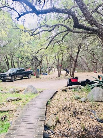 1850 N Rainbow Ranch RD N, Wimberley, TX 78676