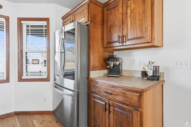 916 Meadowbrooke Lane, Junction City, KS 66441