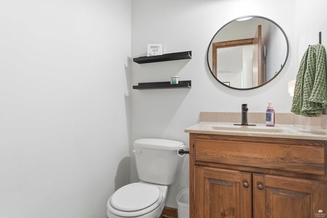 916 Meadowbrooke Lane, Junction City, KS 66441