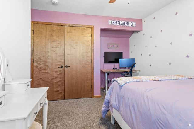 916 Meadowbrooke Lane, Junction City, KS 66441