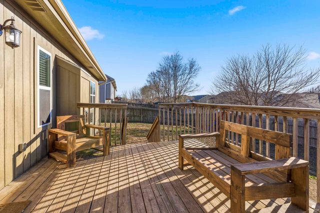 916 Meadowbrooke Lane, Junction City, KS 66441