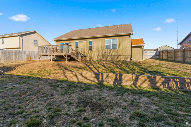 916 Meadowbrooke Lane, Junction City, KS 66441