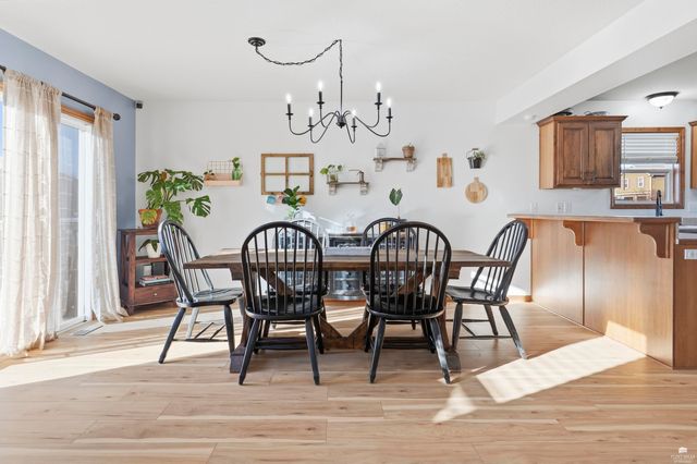 916 Meadowbrooke Lane, Junction City, KS 66441