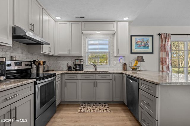 1908 Champion Drive, Morehead City, NC 28557