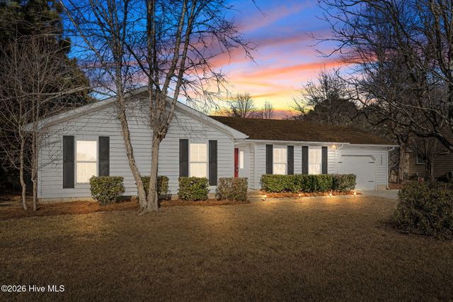 1908 Champion Drive, Morehead City, NC 28557