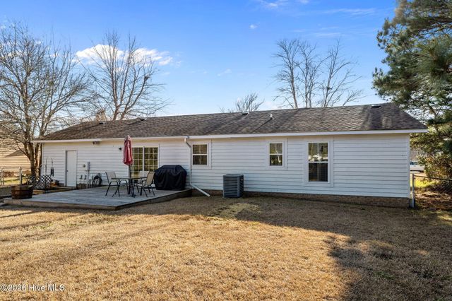 1908 Champion Drive, Morehead City, NC 28557