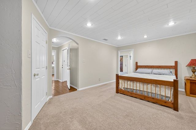 10903 E County Rd 105, Midland, TX 79706