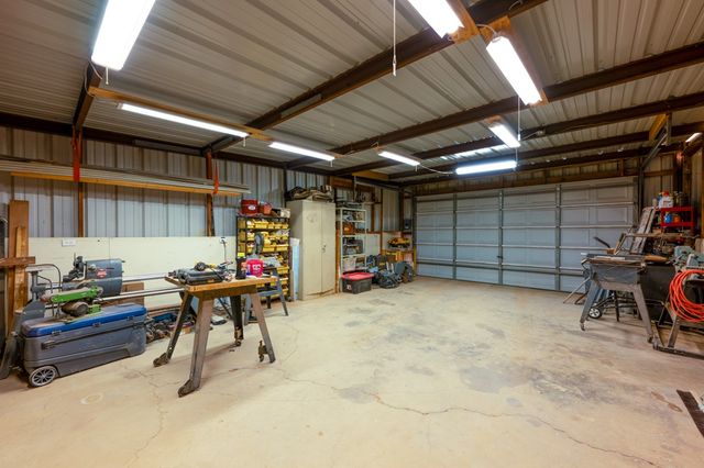 10903 E County Rd 105, Midland, TX 79706