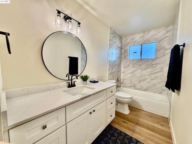 703 Prospector Dr, Stockton, CA 95210