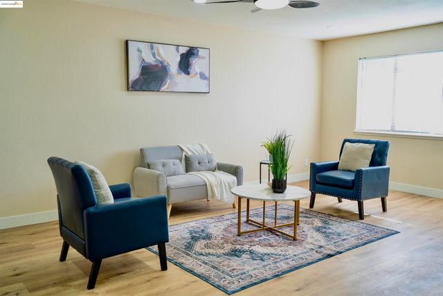 703 Prospector Dr, Stockton, CA 95210