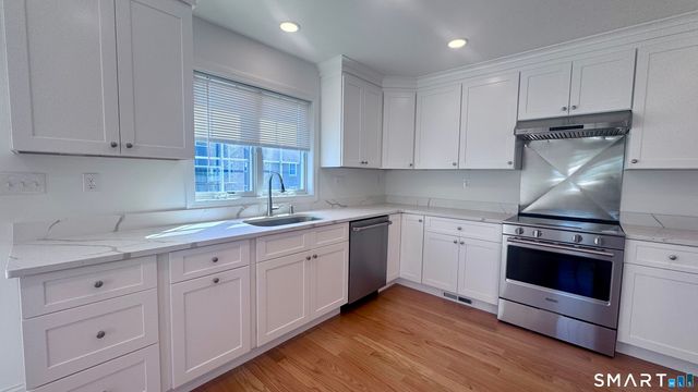 44 Mettler Street A, Woodbridge, CT 06525