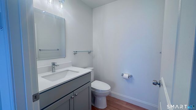 44 Mettler Street A, Woodbridge, CT 06525