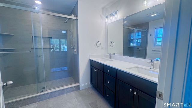 44 Mettler Street A, Woodbridge, CT 06525