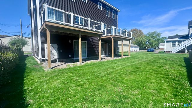 44 Mettler Street A, Woodbridge, CT 06525