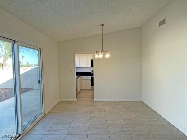 6404 Shawnee Place, Las Vegas, NV 89107