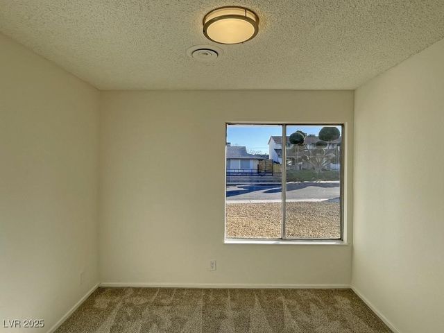 6404 Shawnee Place, Las Vegas, NV 89107