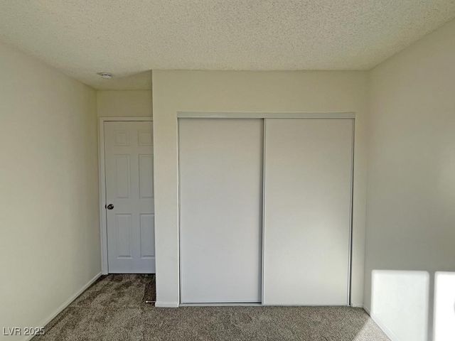 6404 Shawnee Place, Las Vegas, NV 89107