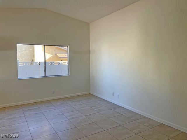 6404 Shawnee Place, Las Vegas, NV 89107