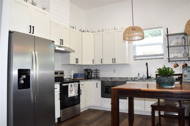 6534 WAYNE STREET, St Petersburg, FL 33702