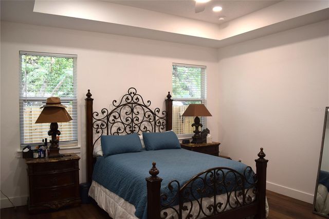 6534 WAYNE STREET, St Petersburg, FL 33702