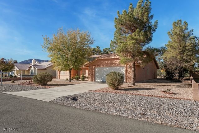 710 Tomahawk Court, Pahrump, NV 89060