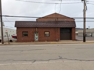 853 4th Ave, Coraopolis, PA 15108