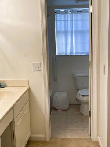 12011 Poinciana Boulevard S 202, Royal Palm Beach, FL 33411