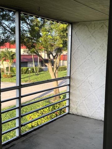 12011 Poinciana Boulevard S 202, Royal Palm Beach, FL 33411
