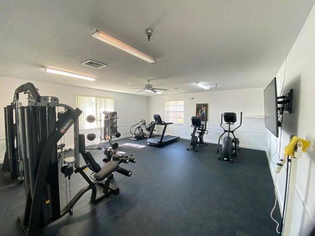 12011 Poinciana Boulevard S 202, Royal Palm Beach, FL 33411