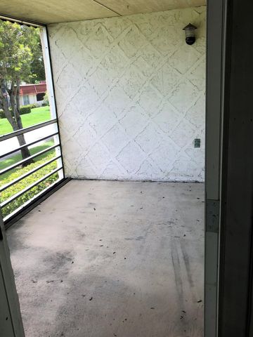 12011 Poinciana Boulevard S 202, Royal Palm Beach, FL 33411