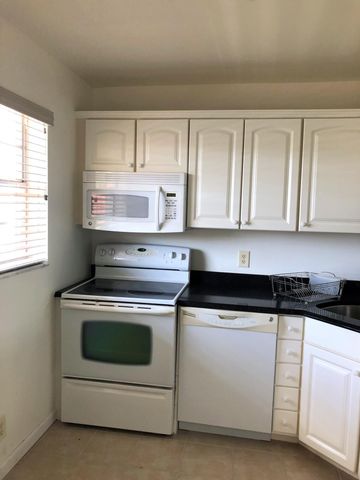 12011 Poinciana Boulevard S 202, Royal Palm Beach, FL 33411