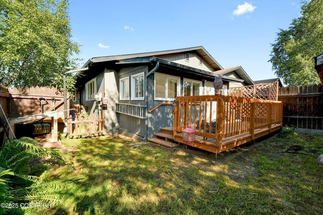10145 Goose Berry Place, Anchorage, AK 99515