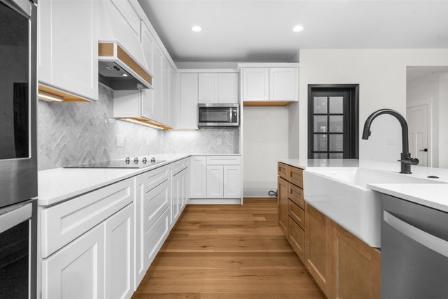 43492 Cottisford Street, Northville, MI 48167