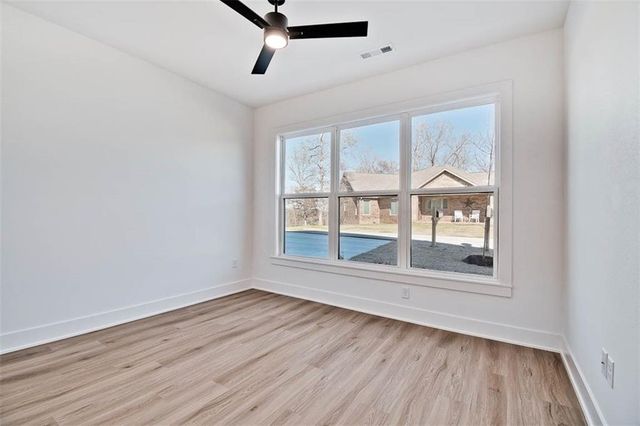 4 Savidge Circle, Bella Vista, AR 72715