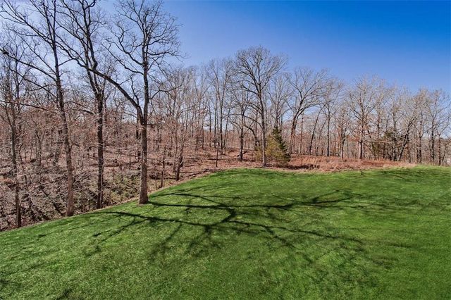 4 Savidge Circle, Bella Vista, AR 72715