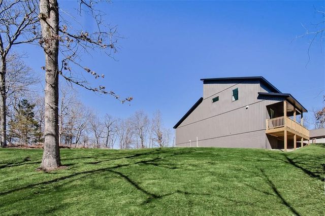 4 Savidge Circle, Bella Vista, AR 72715