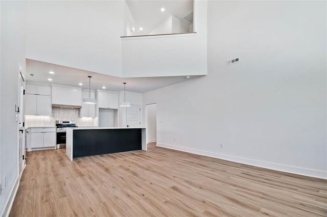 4 Savidge Circle, Bella Vista, AR 72715