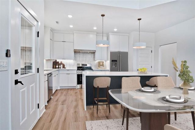 4 Savidge Circle, Bella Vista, AR 72715