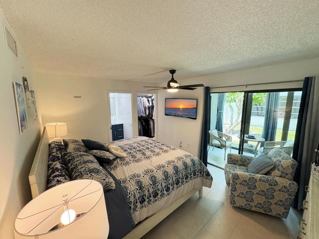 18 Piedmont A, Delray Beach, FL 33484