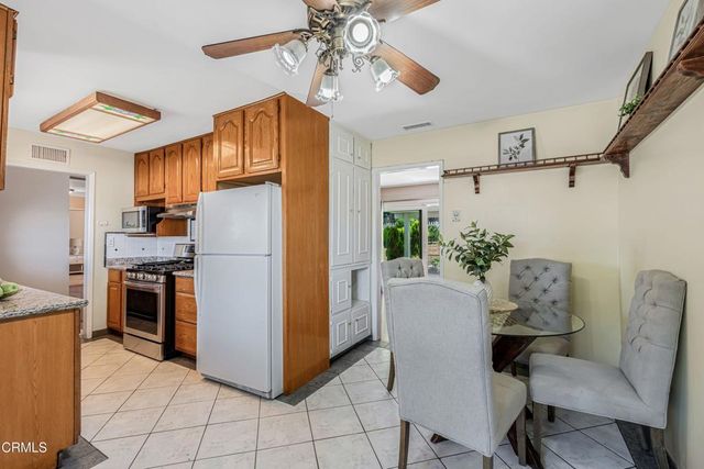1485 E Avenida De Los Arboles, Thousand Oaks, CA 91360