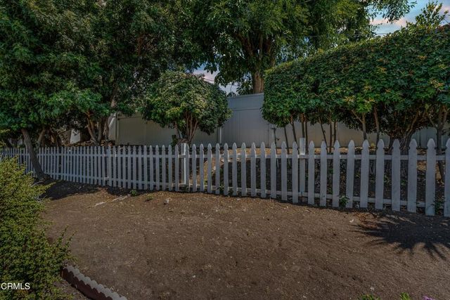 1485 E Avenida De Los Arboles, Thousand Oaks, CA 91360